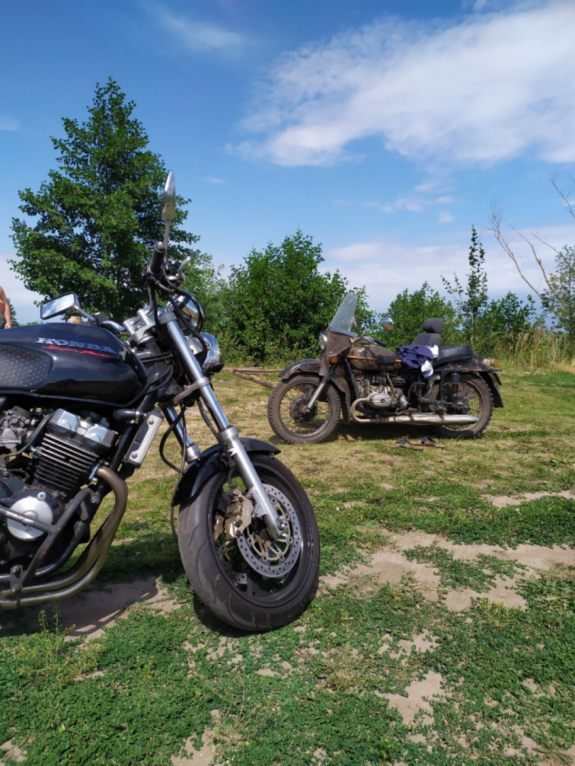 Hello, Ural sidecar ?