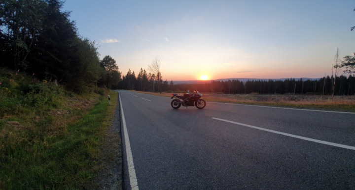 Falls hier jemand ausm Harz kommt kann er sich ja Mal gerne melden ?