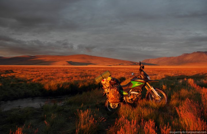 Mountain Altai: Plateau Ukok, Aktru. Single motorized journey. Announcement of the report.