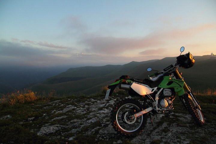 A bit of fantastic summer moto-sunsets.