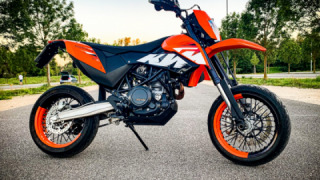 KTM 690 Supermoto