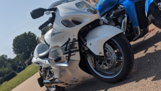 Suzuki GSXR 1300 Hayabusa - Bianca