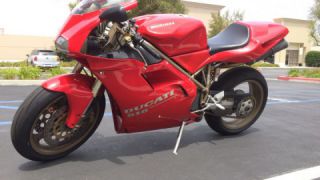 Ducati 916