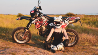 Suzuki DR-Z400 - Gude