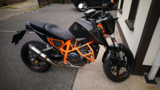 KTM 690  Duke