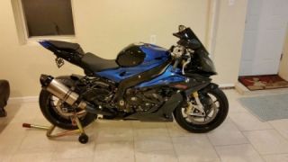 BMW S 1000 RR - BMW lupin blue