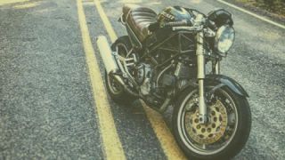 Ducati Monster 900