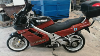 Honda VFR 750F