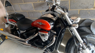 Suzuki Intruder M800Z - Poppy