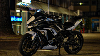 Kawasaki Ninja 650R - Sky