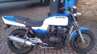 Suzuki GSX 400 - Banshee