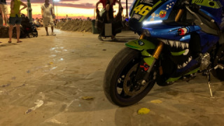 Yamaha YZF R1 - Valentino Rossi style