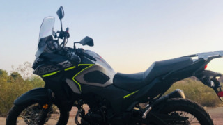 Kawasaki VERSYS-X 300 - Veda