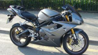 Triumph Daytona 675 - Uni