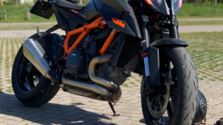 KTM 1290 SUPER DUKE R