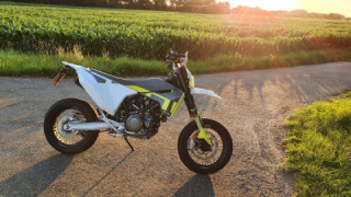 Husqvarna 701 Supermoto