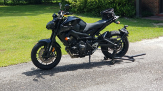 Yamaha FZ-09/MT-09