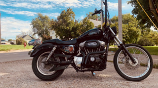 Harley-Davidson Sportster 883