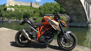 KTM 1290 SUPER DUKE R