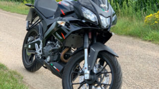 Aprilia Tuono 125 - Hermine