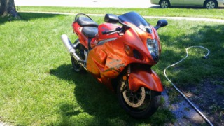 Suzuki GSXR 1300 Hayabusa - Love my busa,