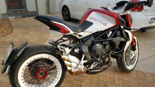 MV Agusta Brutale - DRAGSTER RR