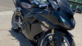 Kawasaki Ninja ZX-10R - RHYNO