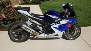 Suzuki GSXR 1000 - Low miles