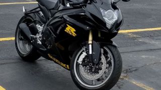 Suzuki GSXR 750 - 750