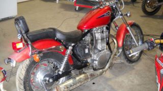 Suzuki Boulevard S40