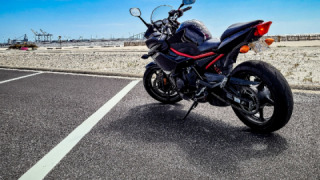 Yamaha FZ6R