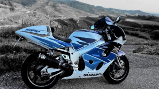 Suzuki GSXR 750 - GR7DB