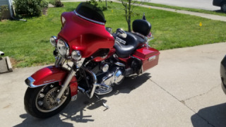 Harley-Davidson Ultra Classic Electra Glide - Ruby