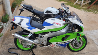 Kawasaki ZXR 750 J