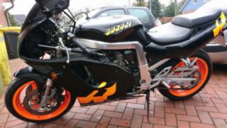 Suzuki GSXR 750