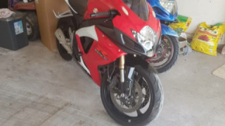 Suzuki GSXR 600 - Lil Red