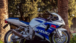 Suzuki GSXR 750 - Elena