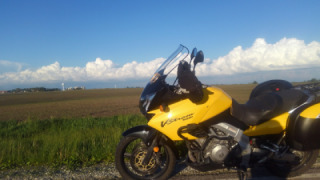 Suzuki V-Strom 1000 - Bulldozer