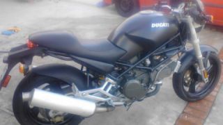 Ducati Monster 750