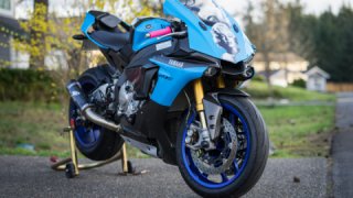 Yamaha YZF R1 - R1M