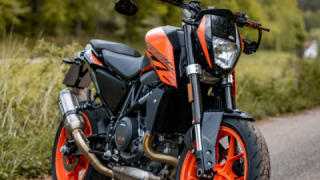 KTM 690  Duke - Kati