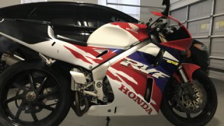 Honda RVF 400 - NC35