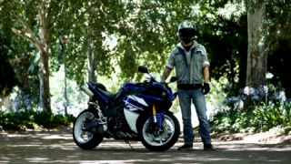 Yamaha YZF R1