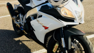 Aprilia RSV4