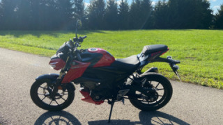 Suzuki GSXS 125