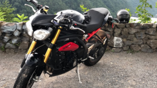 Triumph Speed Triple S/R - Speed