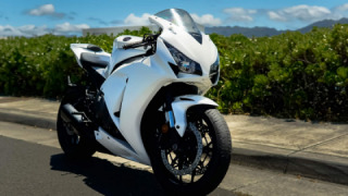 Honda CBR 1000RR - MAX