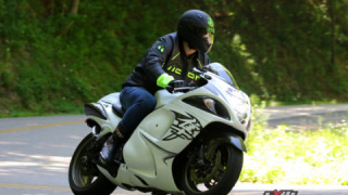 Suzuki GSXR 1300 Hayabusa - Ariel