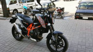 KTM 690  Duke