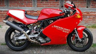 Ducati 900